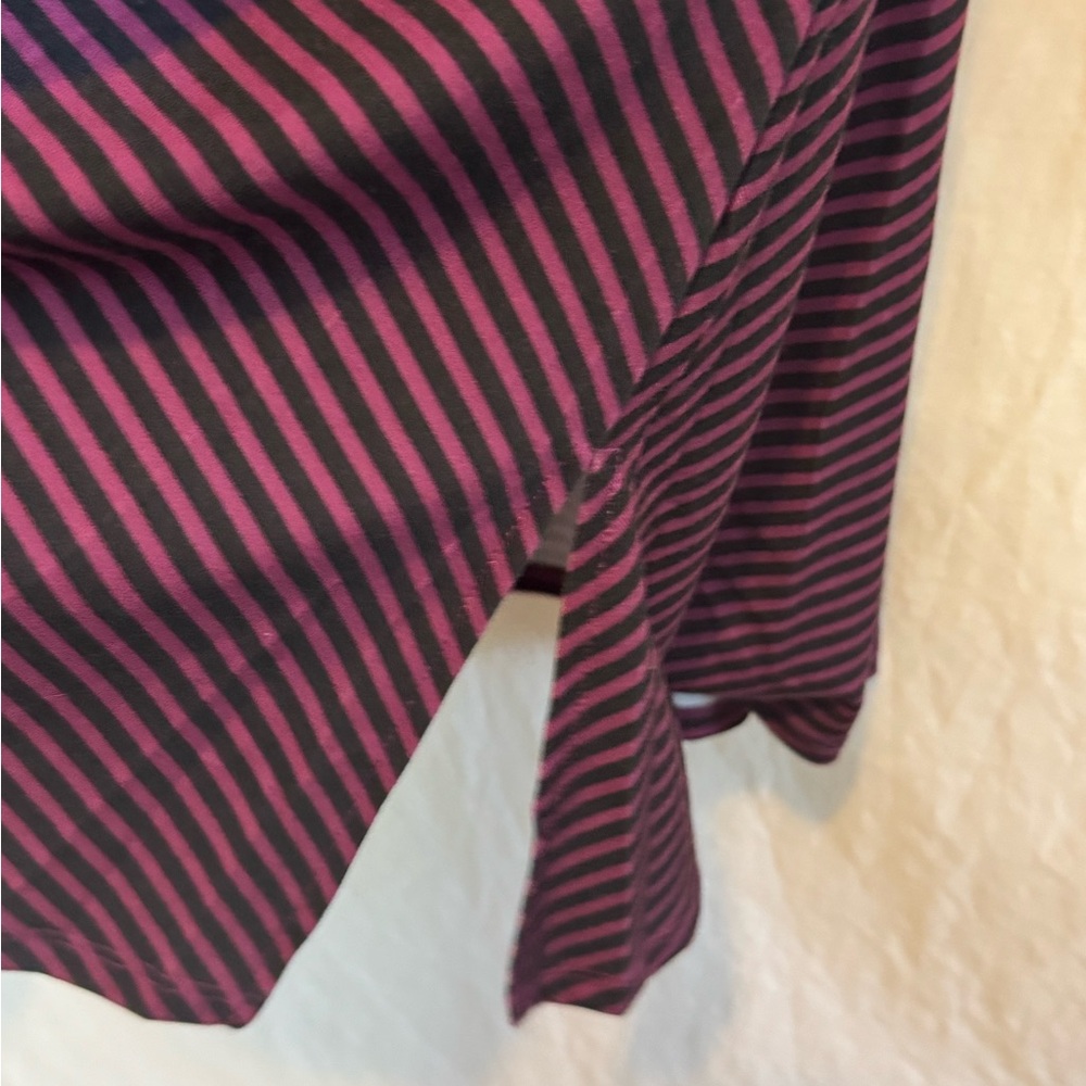 C-47 LuLaRoe Purple & Black Stripe Short sleeve High Low Tunic Blouse Size L - Picture 8 of 15